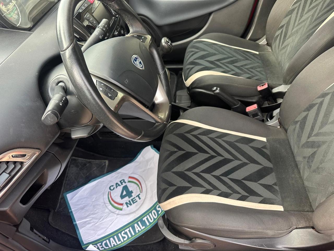 Lancia Ypsilon 1.3 MJT 16V 95 CV 5 porte S&S Gold NEOPATENTATI