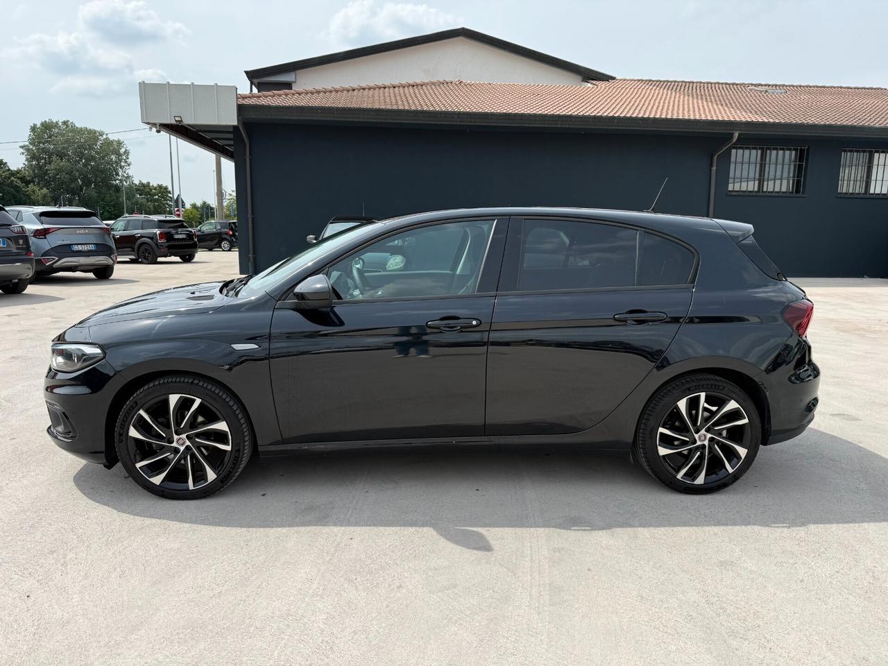 Fiat Tipo 1.6 Mjt S&S 5 porte S-Design