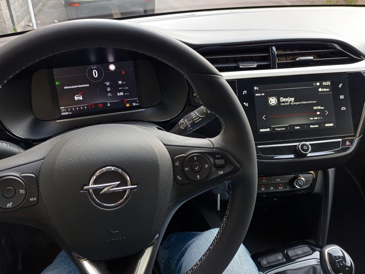 Opel Corsa 1.2 Edition Black 75cv