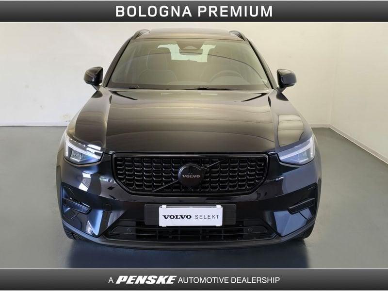 Volvo XC40 B3 automatico Ultra Black Edition