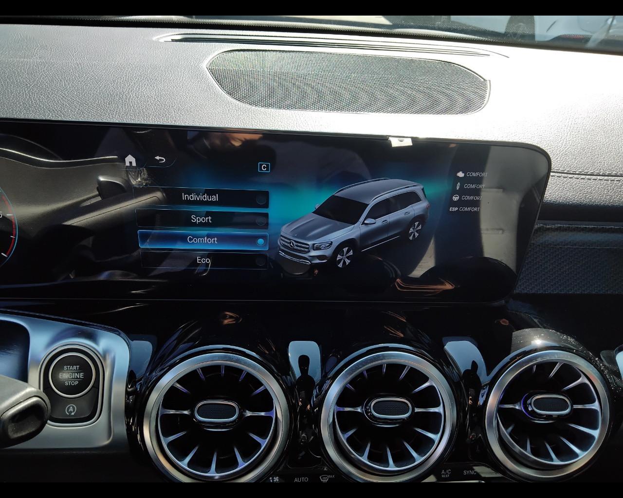 Mercedes-Benz GLB - X247 2019 - GLB 200 d Premium auto