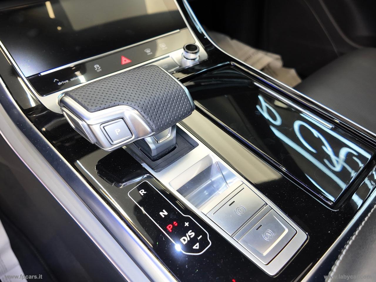 AUDI Q8 50 TDI 286 CV quattro tiptronic S LINE TETTO APRIBILE