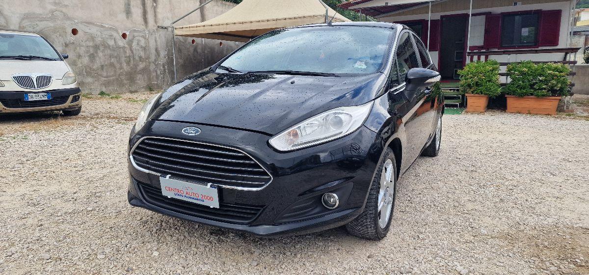 FORD Fiesta 1.5 TDCi 75CV 5p. Titanium