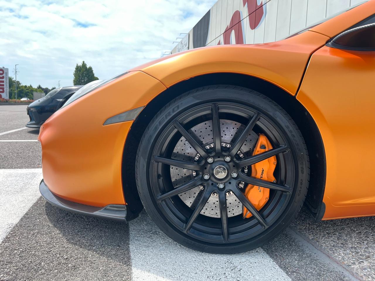 Mclaren MP4-12C 12C
