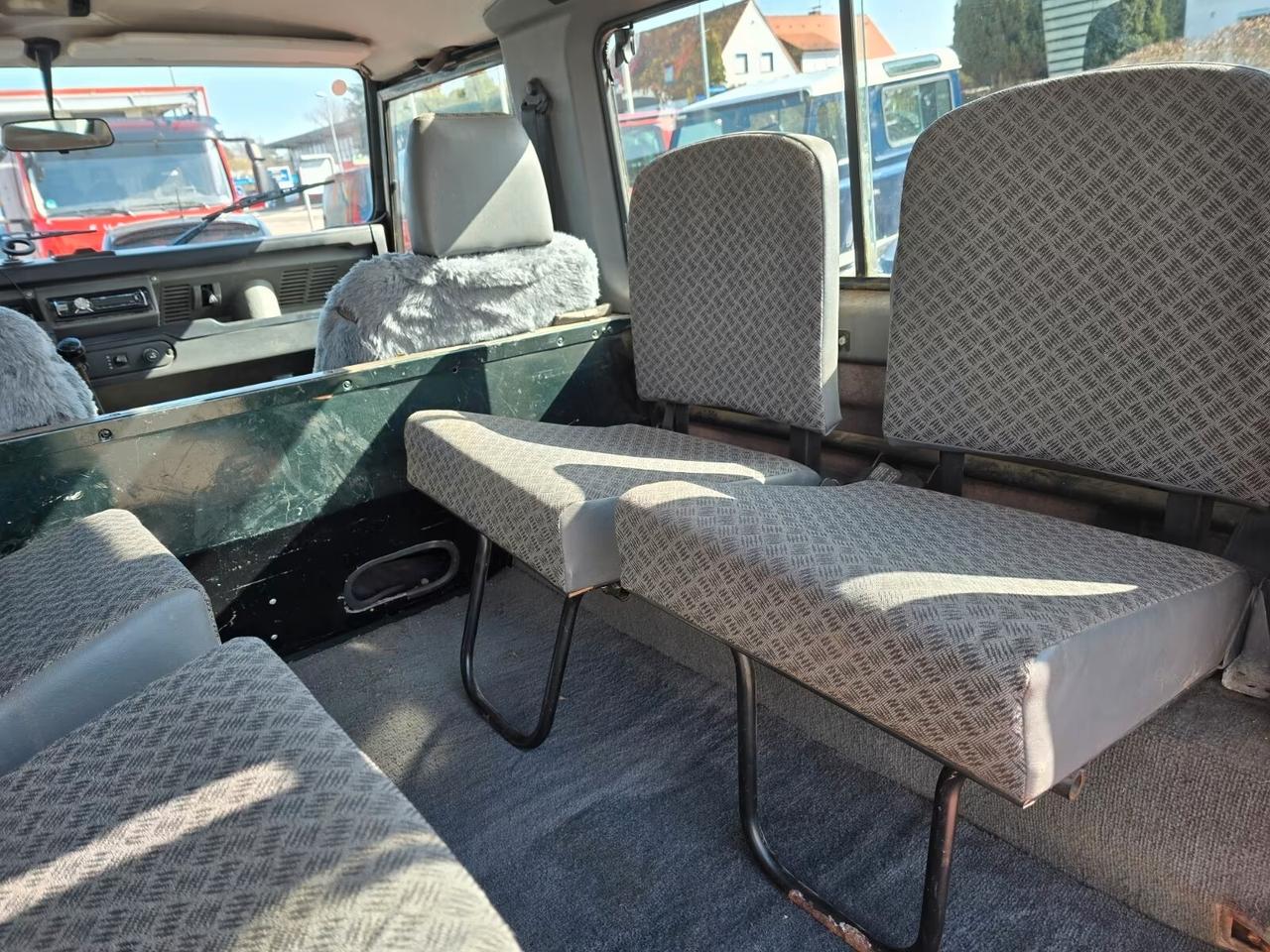 Land Rover Defender 90 2.5 Td5 SW 6 POSTI