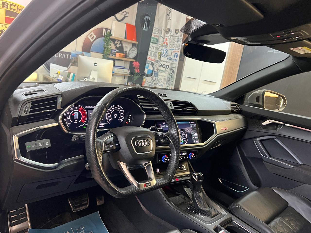 Audi Q3 RS quattro S tronic