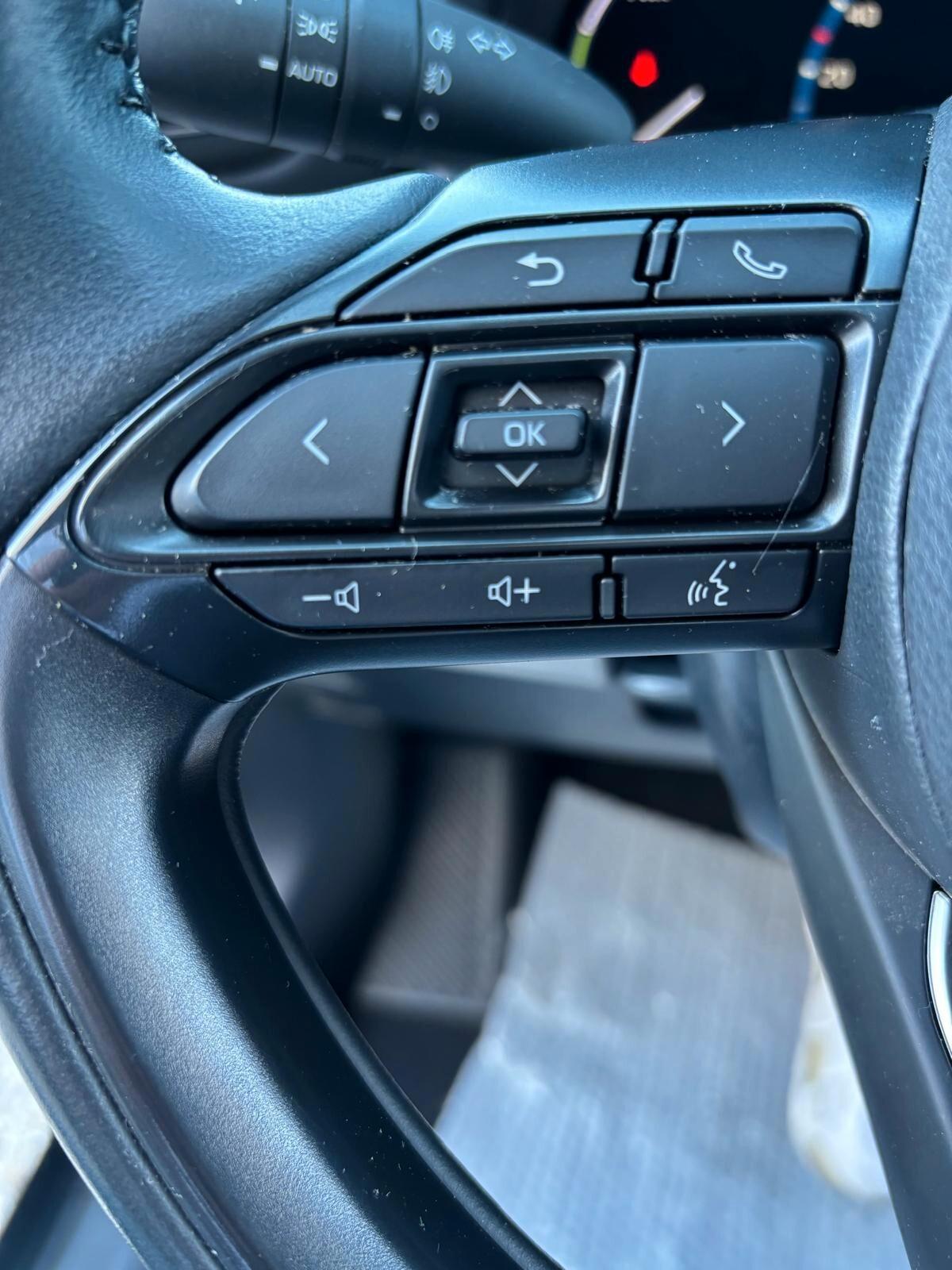 Toyota Yaris Cross 1.5 Hybrid 5p. E-CVT Business
