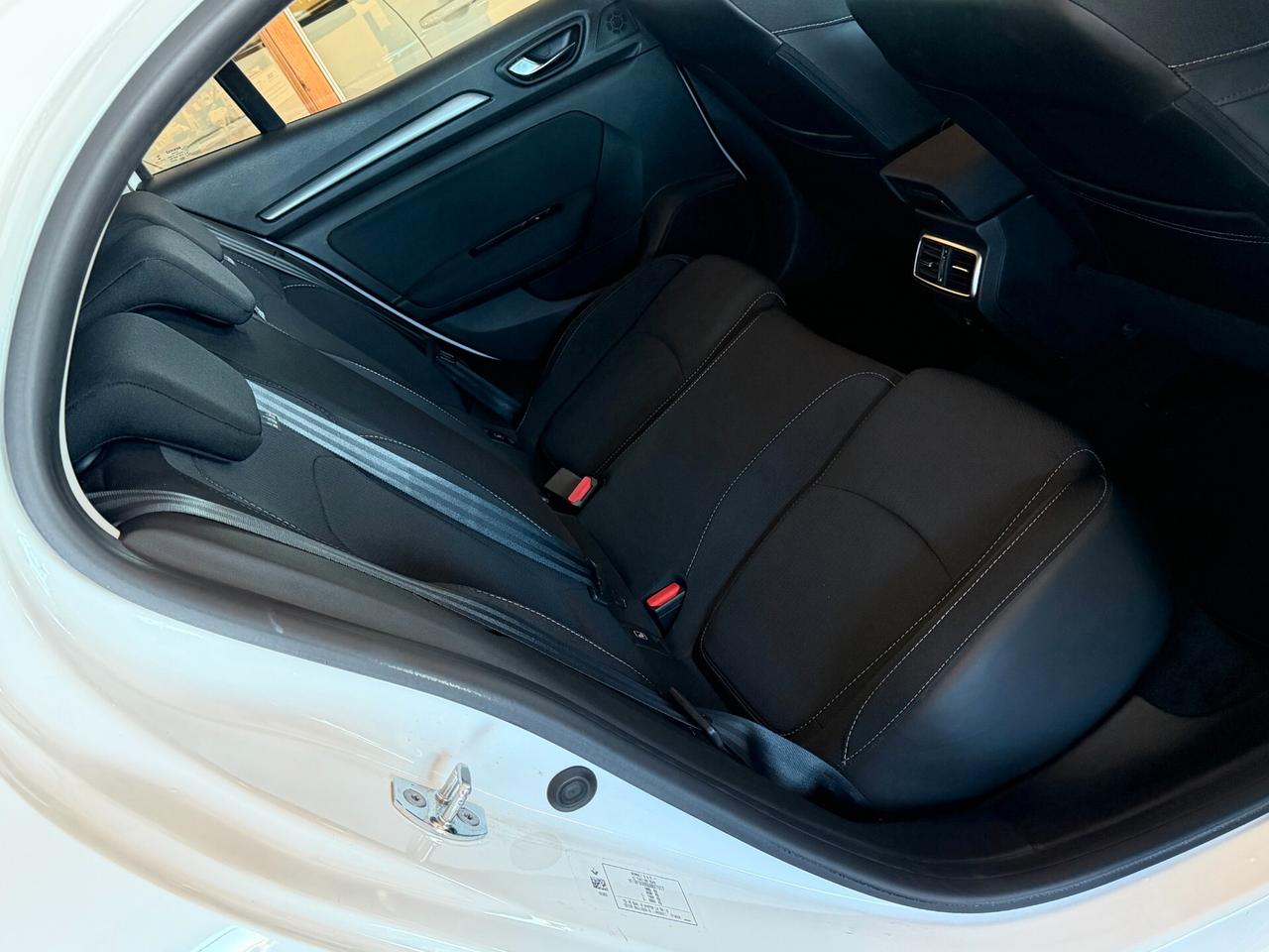 Renault Megane 1.5 BLUEDCI 115 cv. 5 porte BUSINESS (Nav)