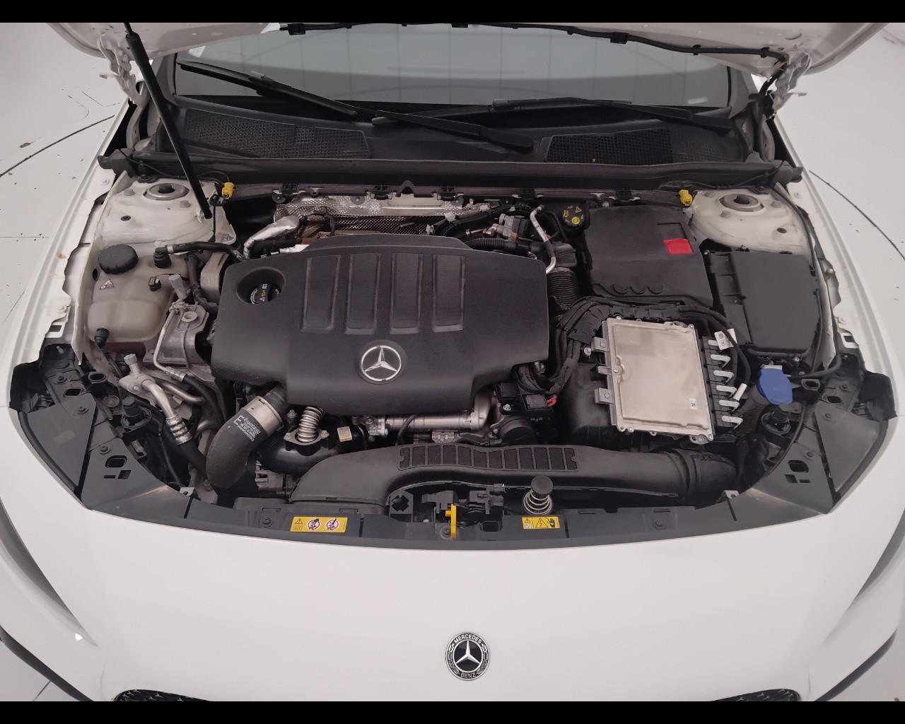 Mercedes-Benz Classe A - W177 2018 - A 180 d Premium auto