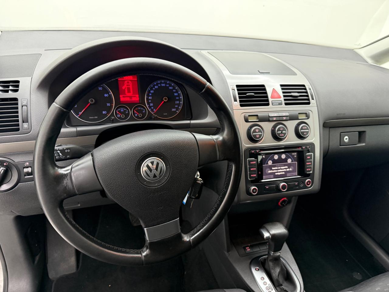 Volkswagen Touran 1.4 16V TSI 150CV DSG Highline Ecofuel