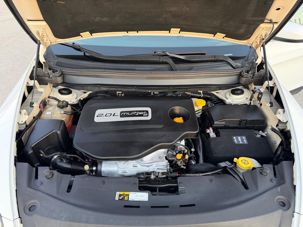 JEEP CHEROKEE 2.0 MJTD 140CV 2WD MANUAL FULL LED