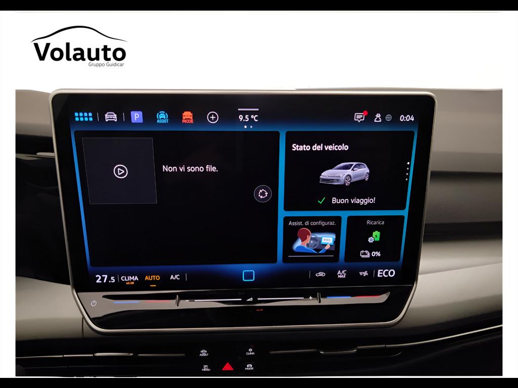 VOLKSWAGEN Golf VIII 2024 - Golf 1.5 tsi ehybrid Life 204cv dsg