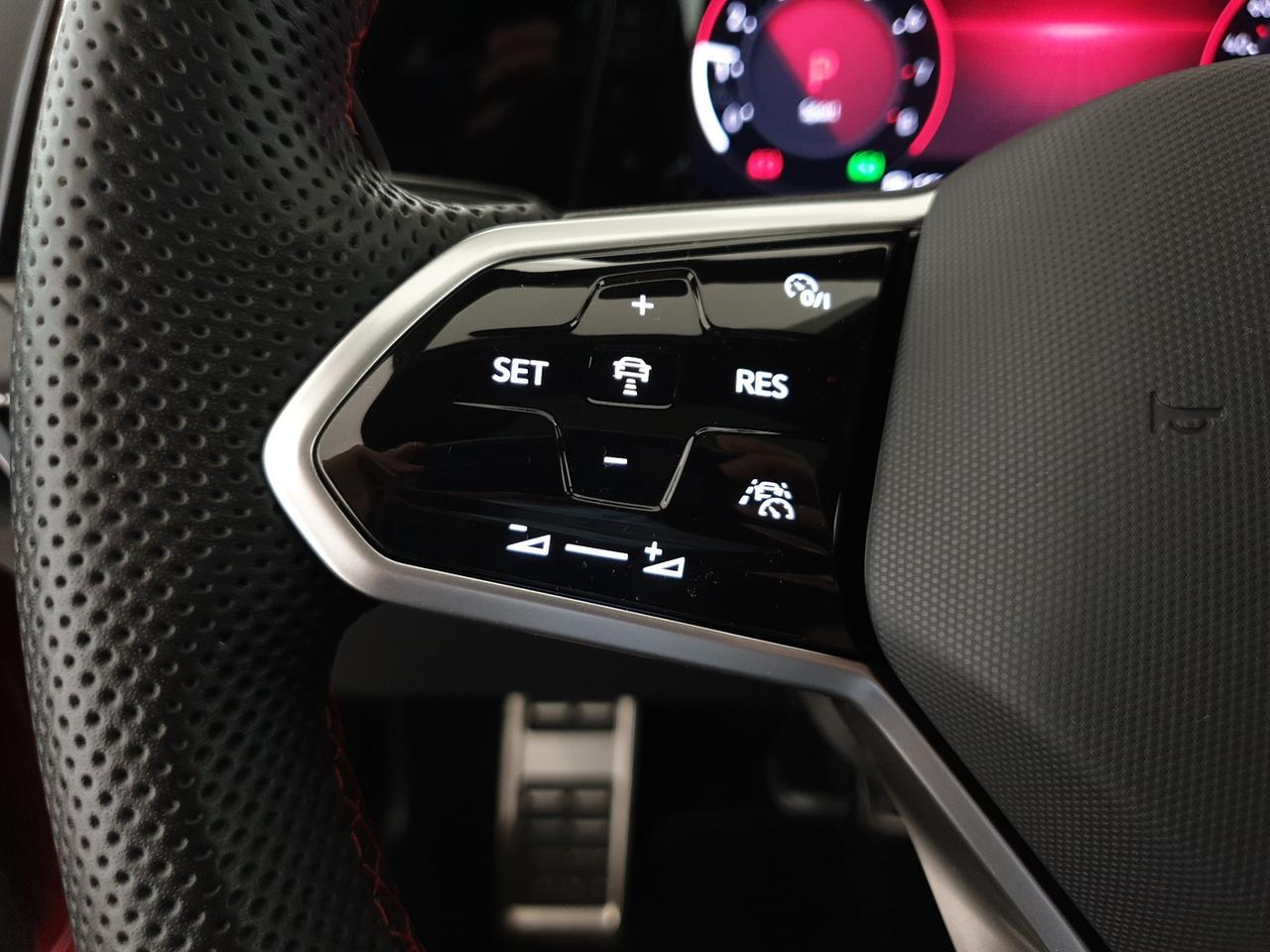 Volkswagen Golf 2.0 tsi gti 245cv dsg