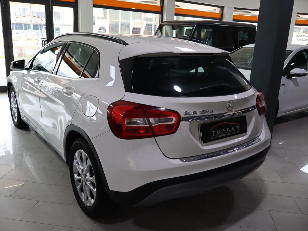 Mercedes-Benz GLA 180 Business GLA 180 D #9362