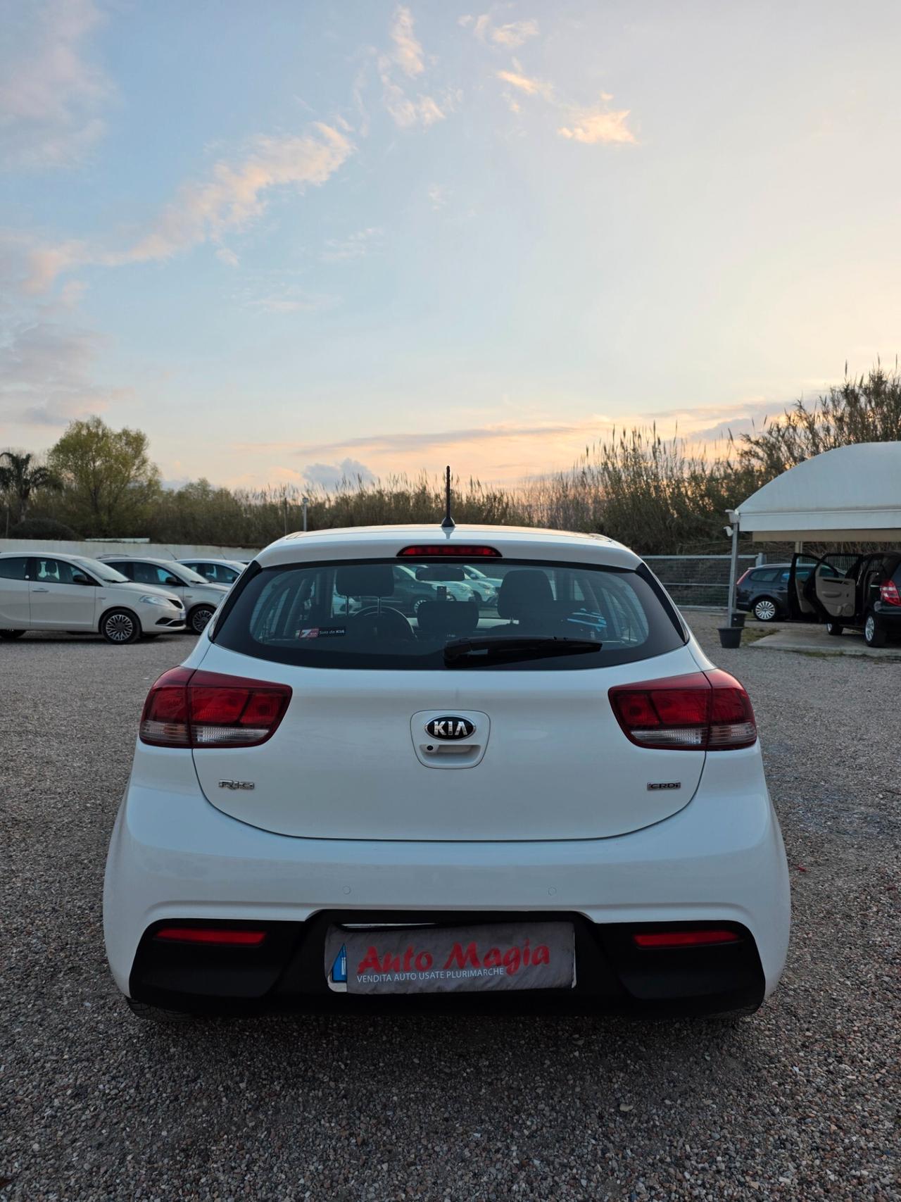 Kia Rio 1.4 CRDi 5p. Cool Collection