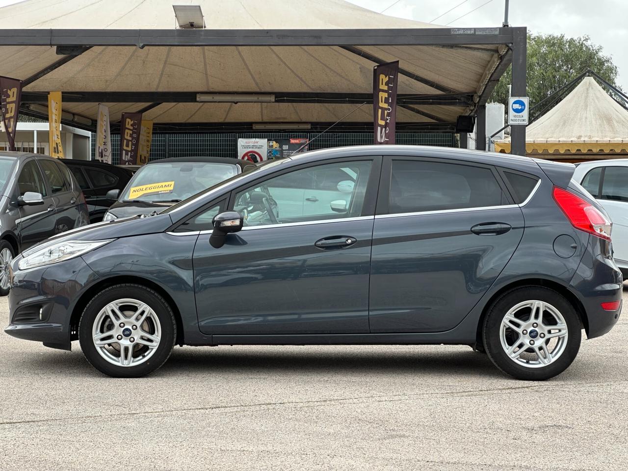 FORD Fiesta 1.0 80CV 5 porte Titanium