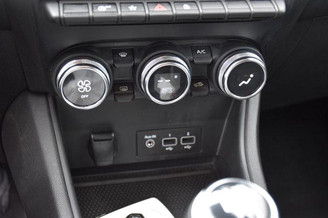 RENAULT Captur Mild Hybrid 140 CV Intens
