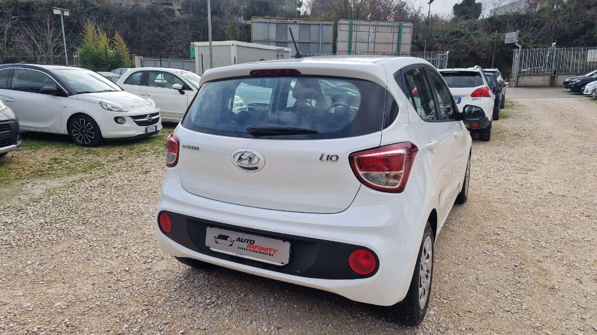 HYUNDAI - i10 - 1.0 MPI Sound Edition