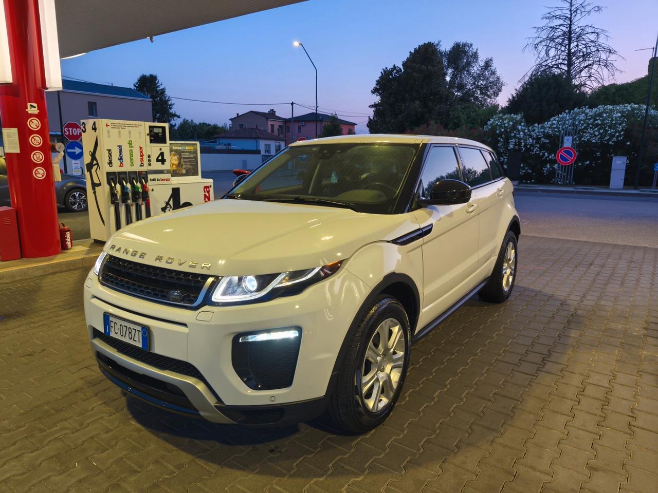 LAND ROVER EVOQUE 2.0D HSE KM80MILA