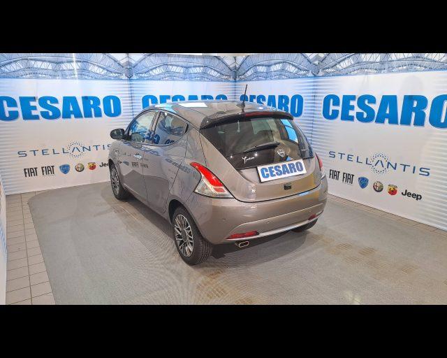 LANCIA Ypsilon 1.0 hybrid Gold Plus