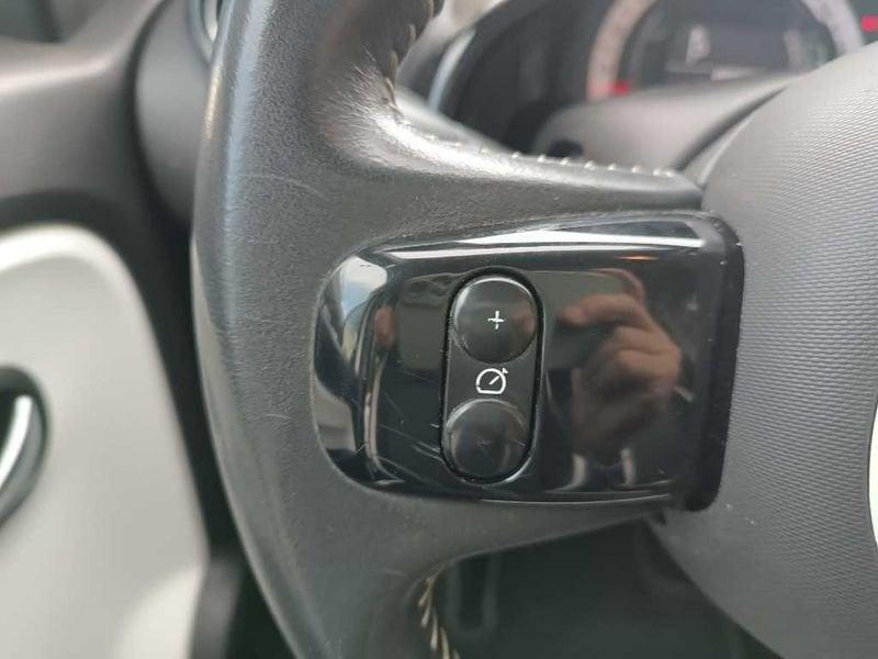 Renault Twingo 3ª serie SCe EDC Lovely2