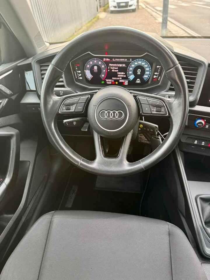 AUDI A1 SPORTBACK 30 TFSI Identity Black 110 CV