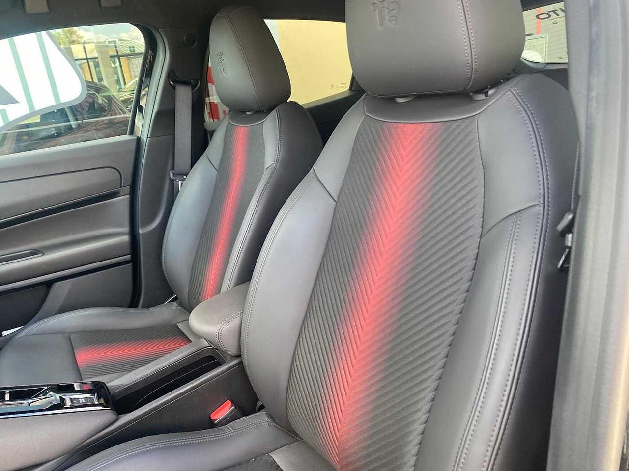 Alfa Romeo Junior 1.2 136 CV Hybrid eDCT6