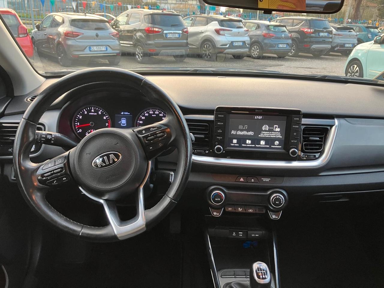 KIA STONIC 1.4 MPI 100cv Style