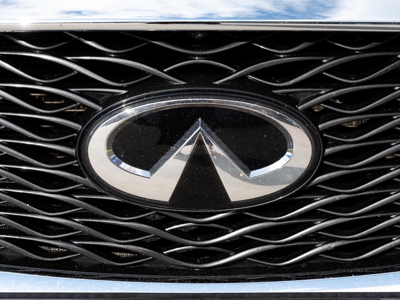 Infiniti Q30 1.5 diesel DCT Business Executive