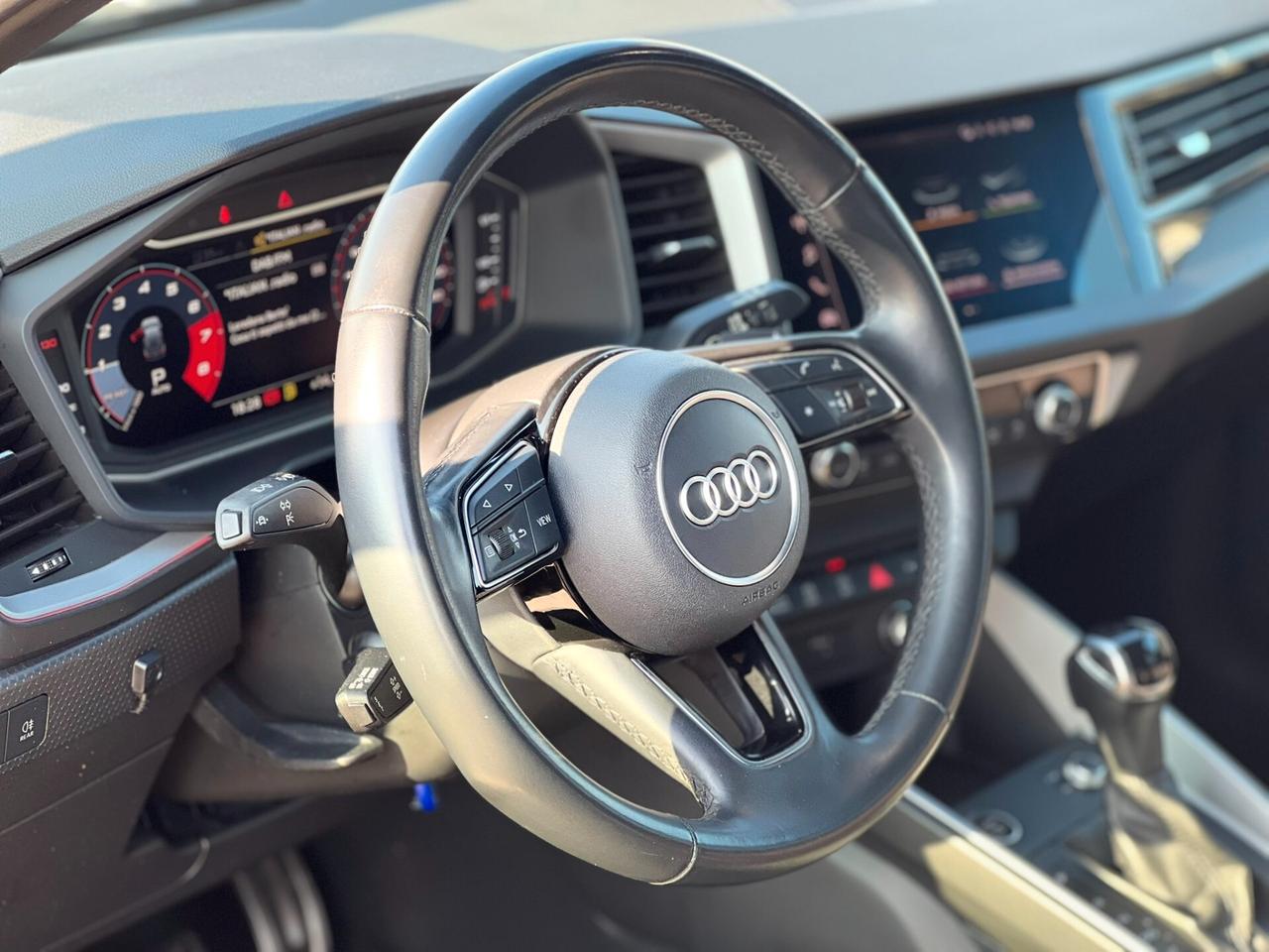 Audi A1 SPB 30 1.0 110cv TFSI S tronic line edition ITALIANA