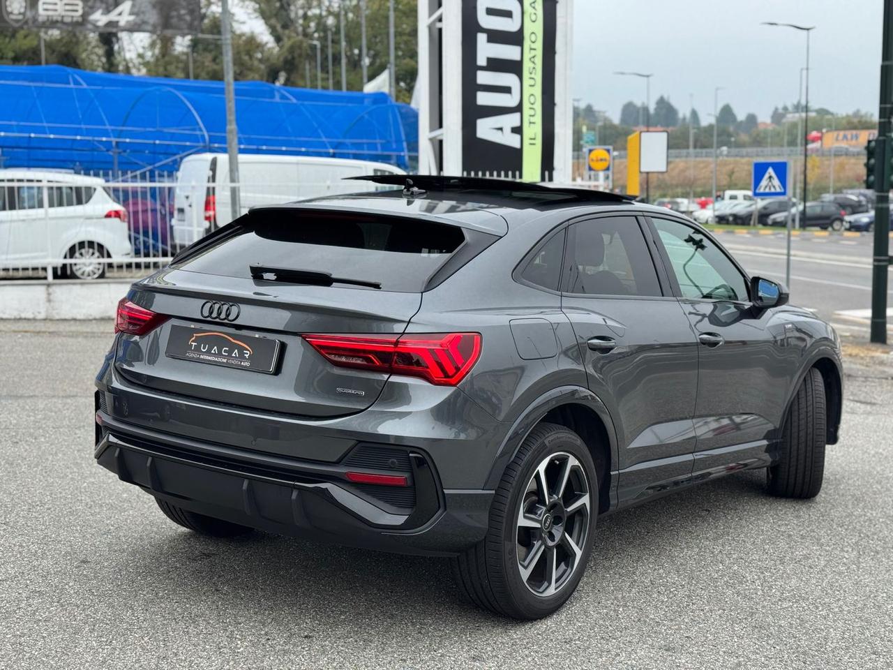 Audi Q3 2.0 40 TDI Sportback S Line #7318