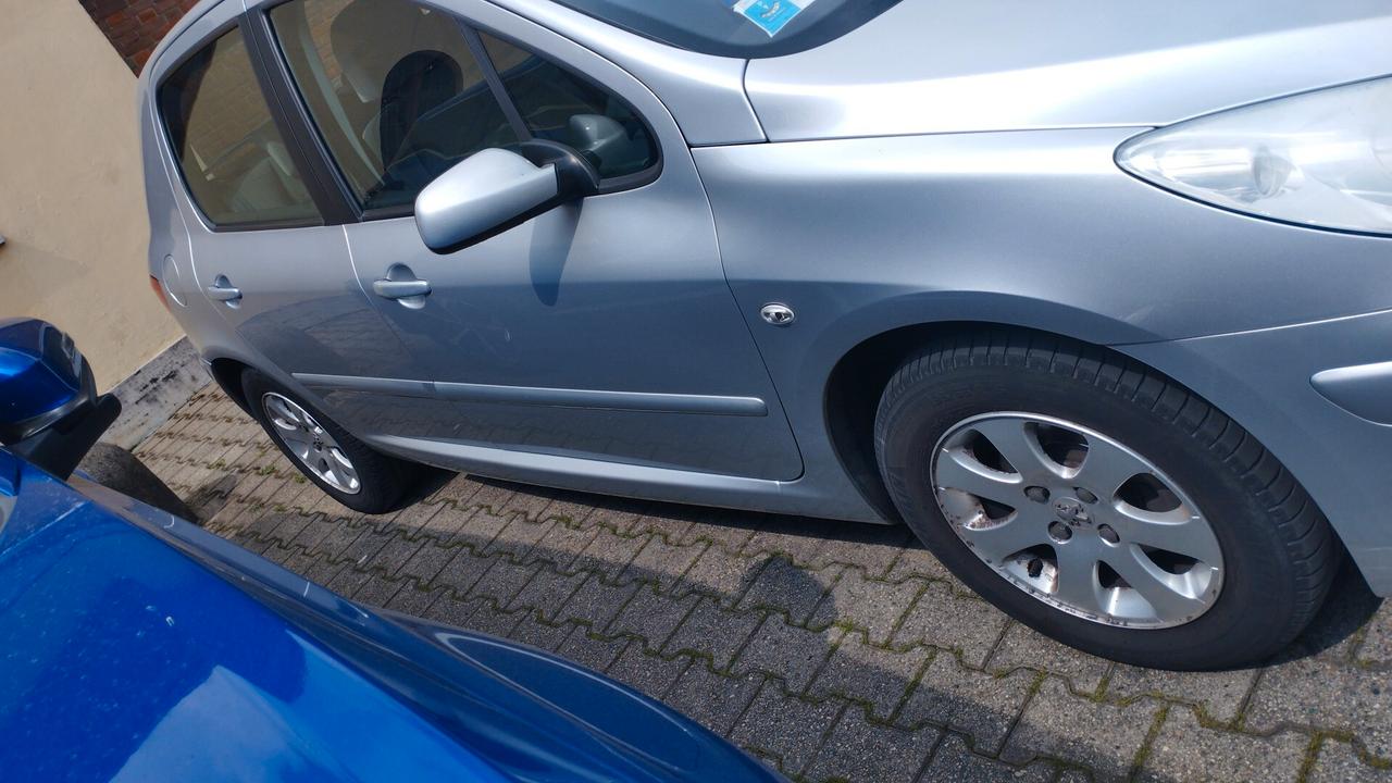 Peugeot 307 1.4 16V 5p. XT