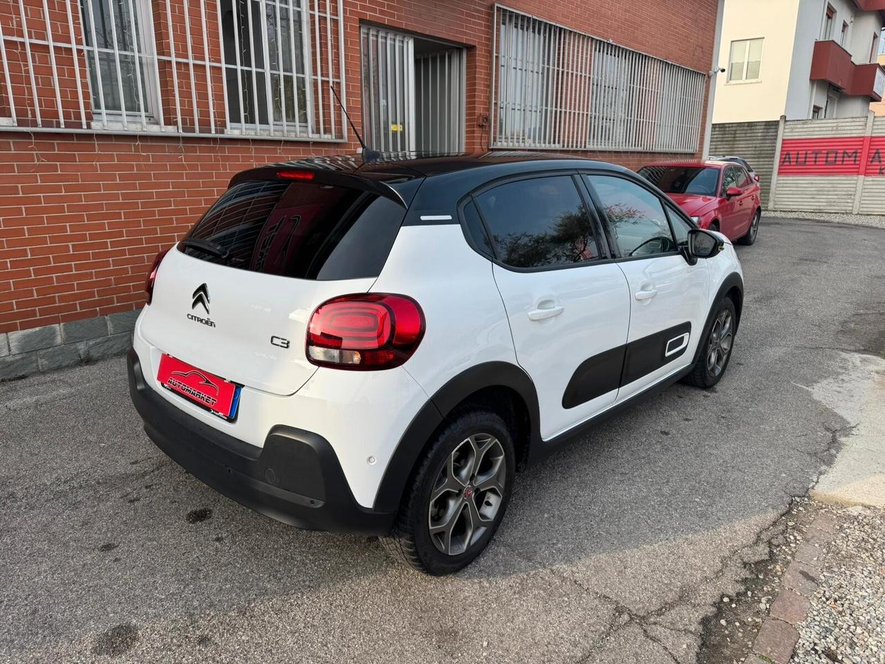 Citroen C3 1.2 PureTech 110cv EAT6 Shine AUTOMATICO