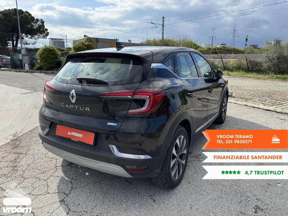 RENAULT Captur Plug-in Hybrid E-Tech 160 CV Intens