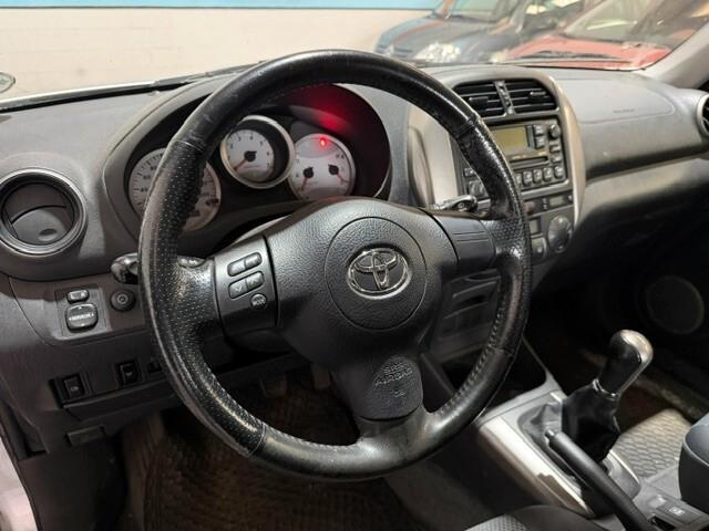 Toyota RAV 4 RAV4 2.0 Tdi D-4D cat 5 porte Sol 4x4