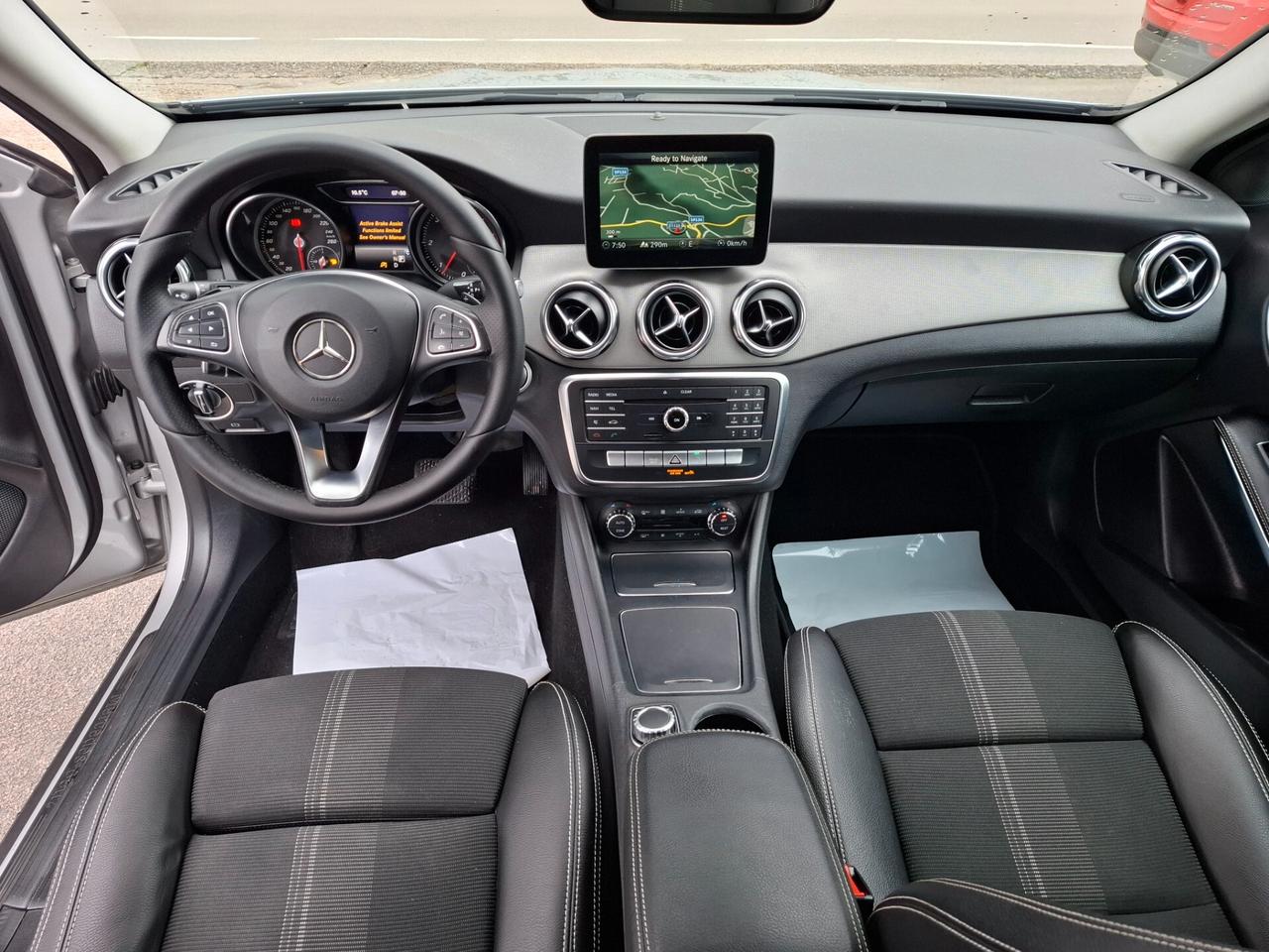 Mercedes-benz GLA 200 d Automatic Sport 2017