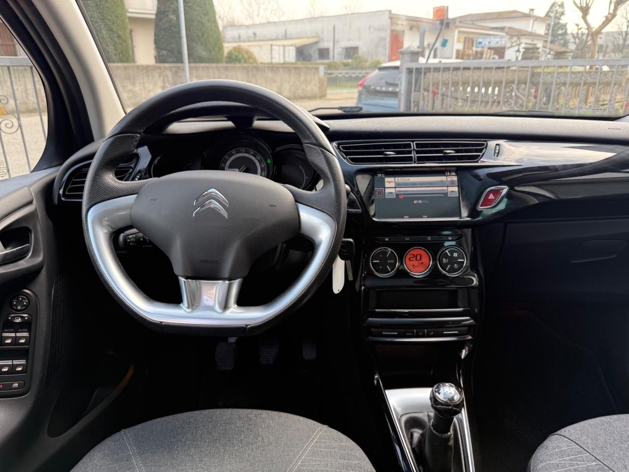 Citroen C3 1.2 BENZINA EXCLUSIVE 2016 NEOPATENTATI