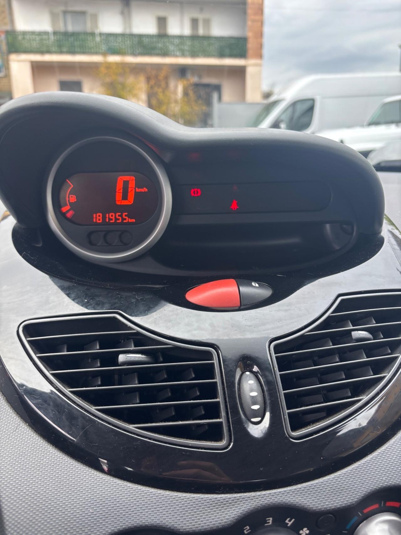 Renault Twingo 1.2 16V Night&Day