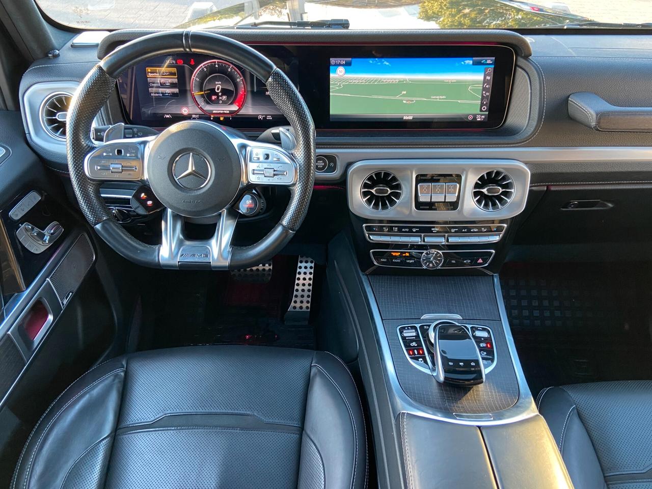 Mercedes-Benz G 63 AMG Premium 585cv auto