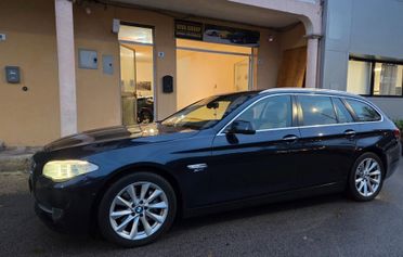 Bmw 530d X-Drive full-optional (Rara)