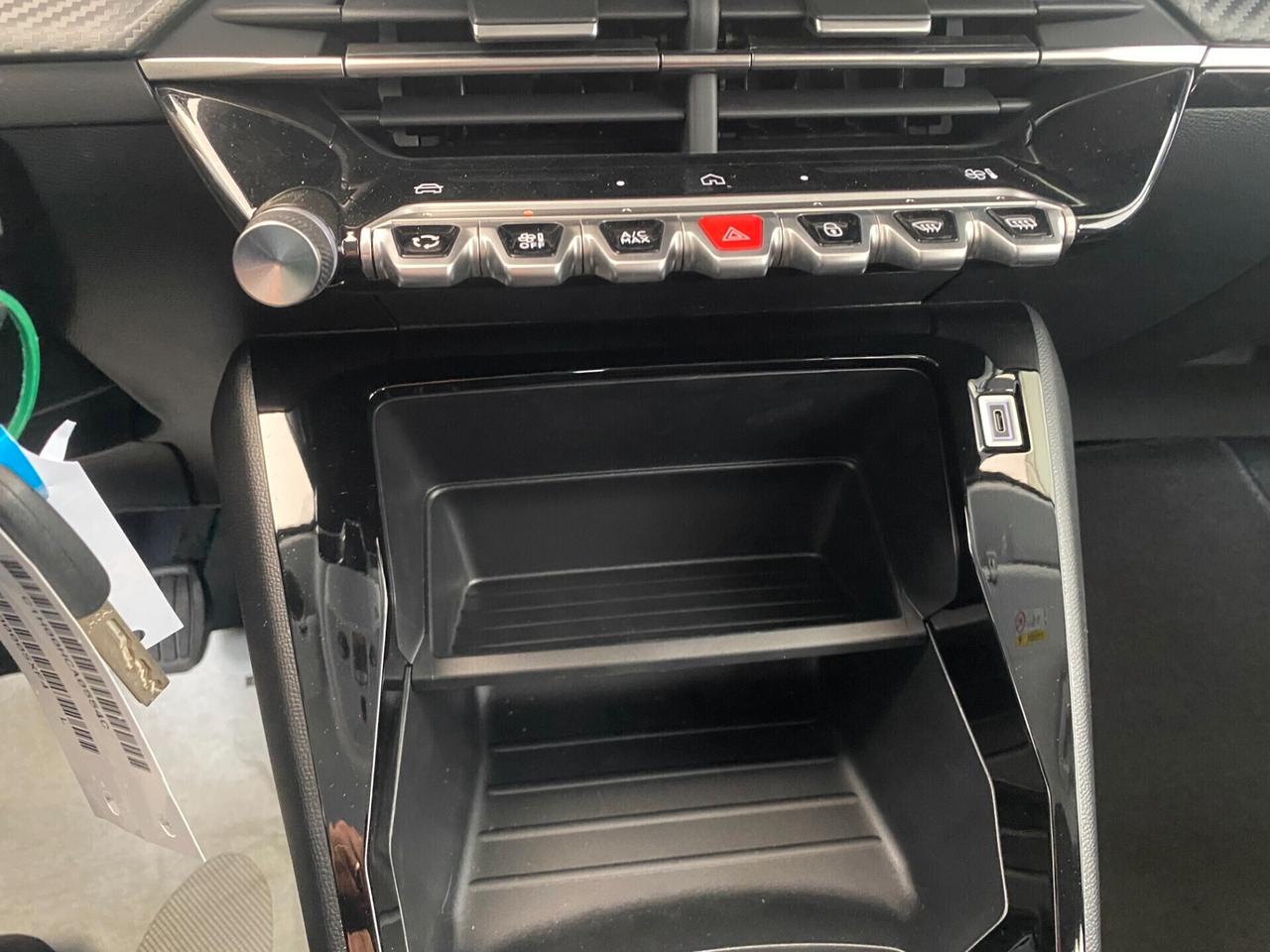 Peugeot 208 5P STYLE 100CV