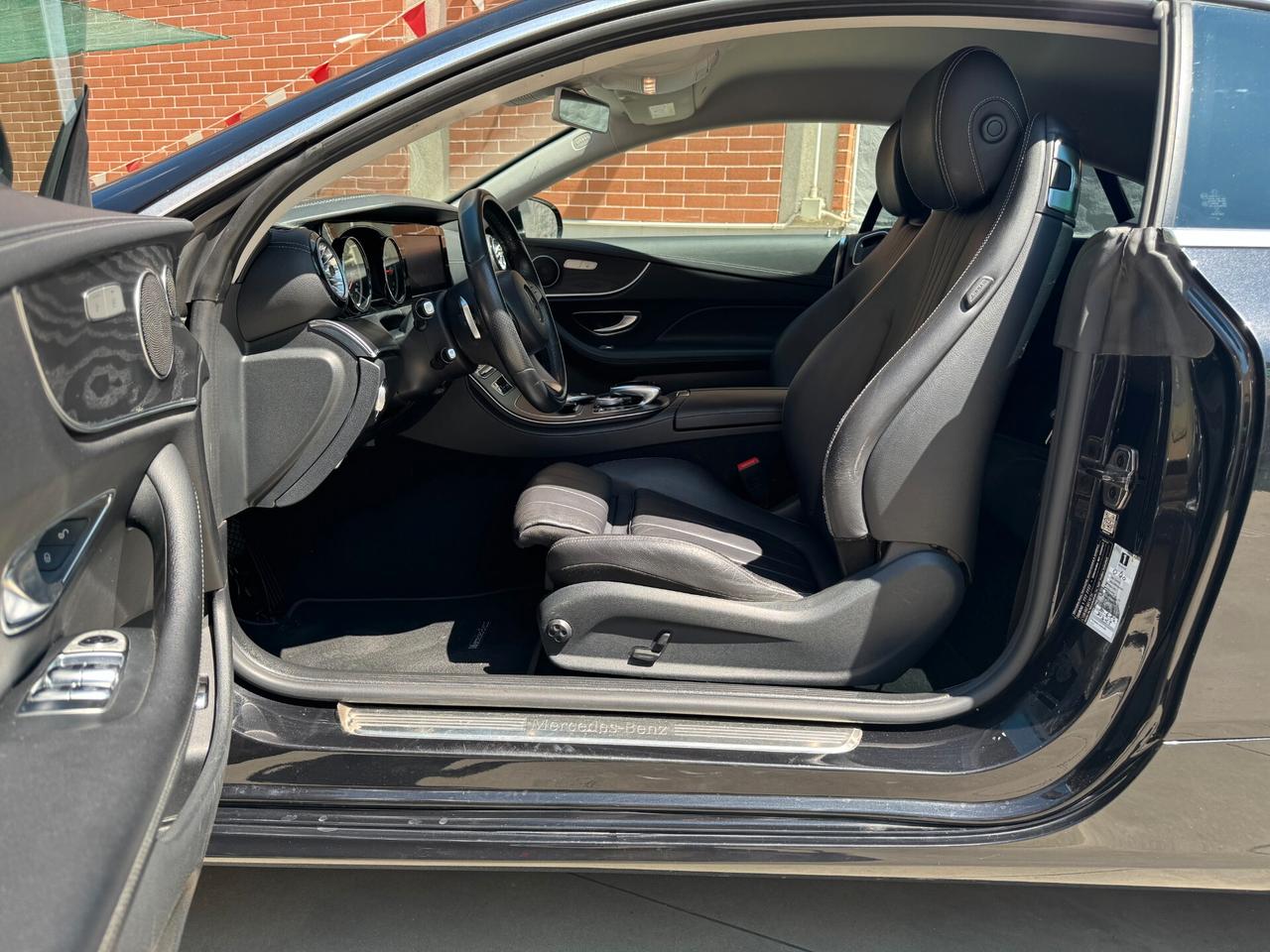 Mercedes-Benz E 220 D 4-MATIC COUPE SPORT