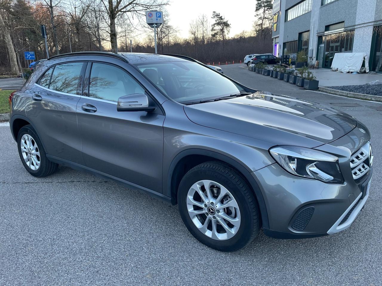 Mercedes-benz GLA 200 d Automatic*Navi*Pelle*