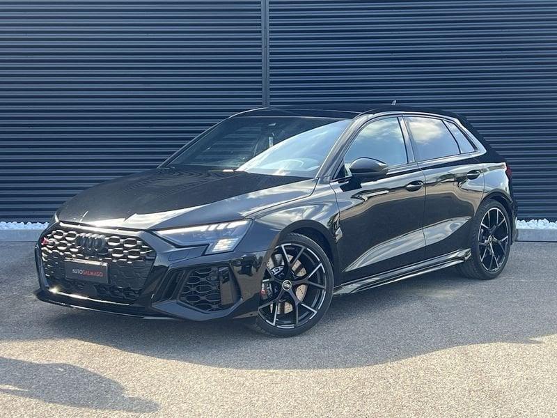 Audi RS 3 Sportback TFSI quattro S tronic 400 CV