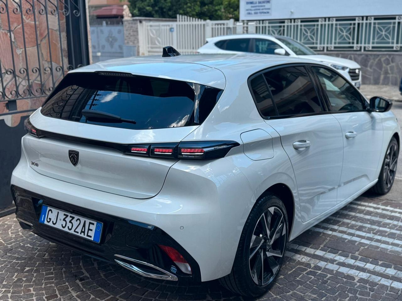 Peugeot 308 BlueHDi 130 S&S EAT8 Allure Pack