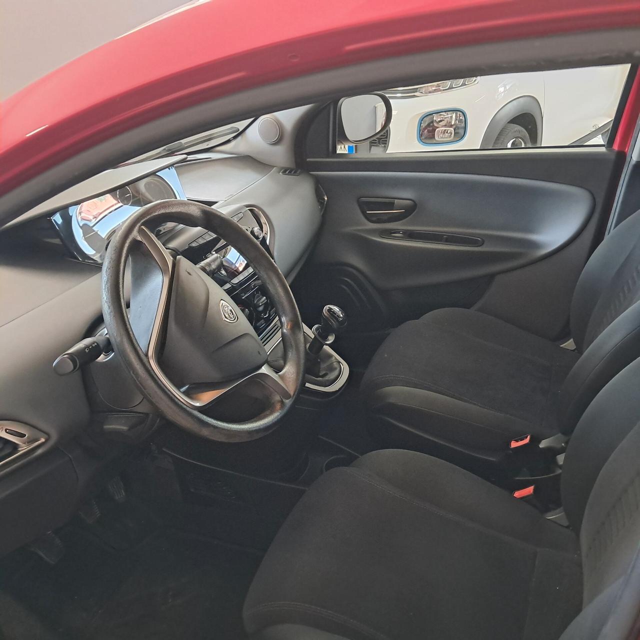 LANCIA YPSILON 2015 METANO ADATTA NEOPATENTATI KM 51 mila