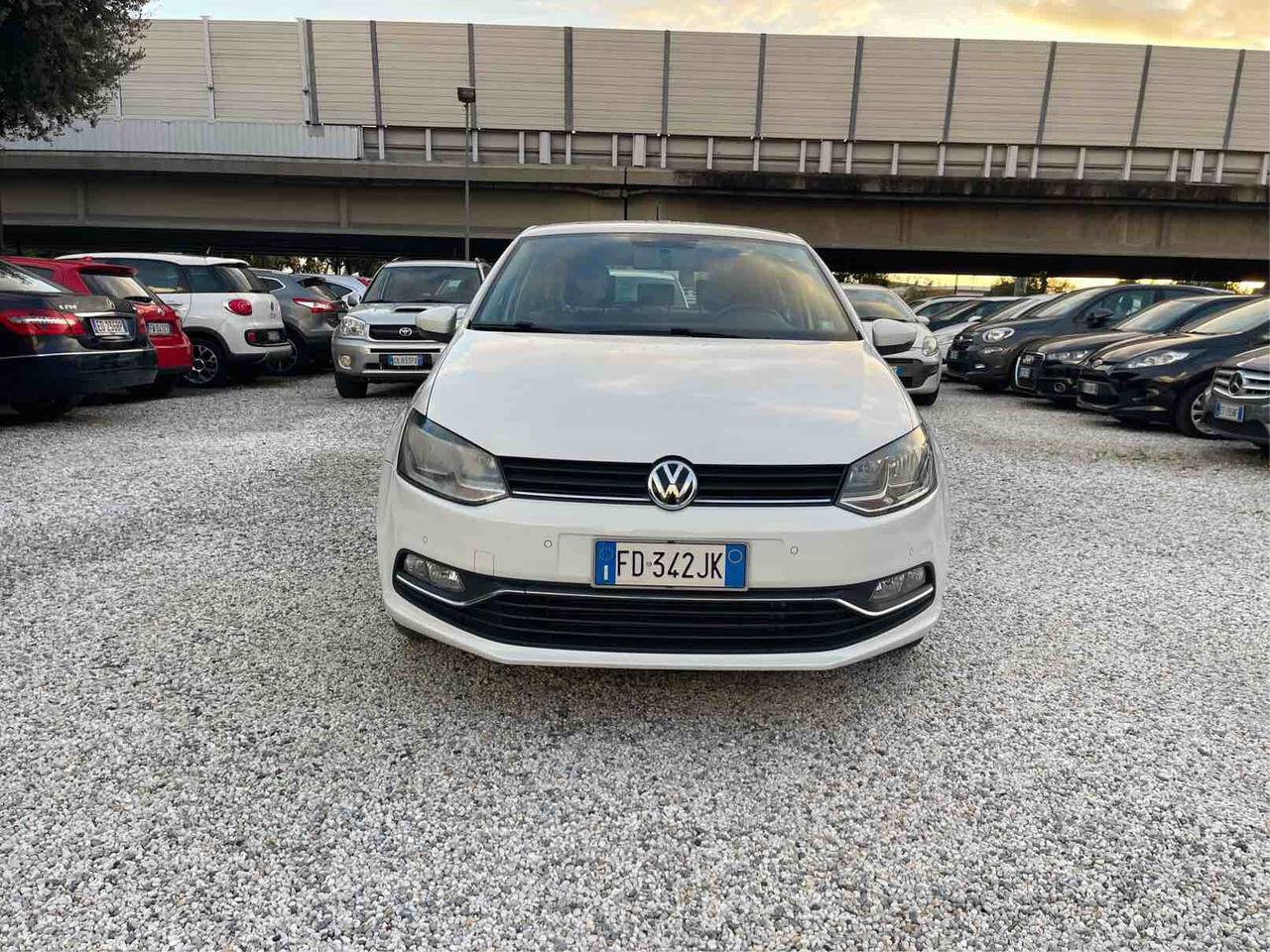 VOLKSWAGEN POLO - PER NEOPATENTATI