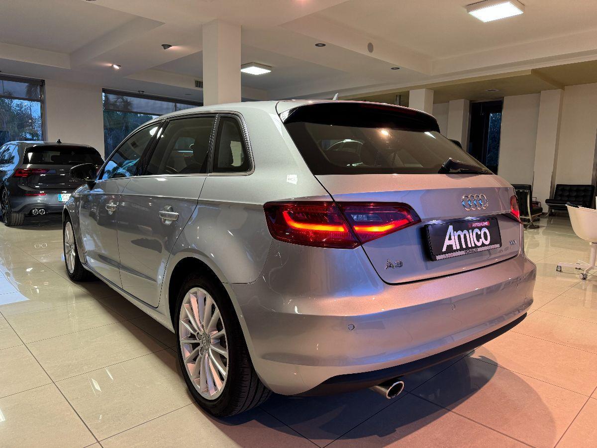 AUDI - A3 Sportback - 1.6 TDI diesel Ambition Led/Pelle/Navi