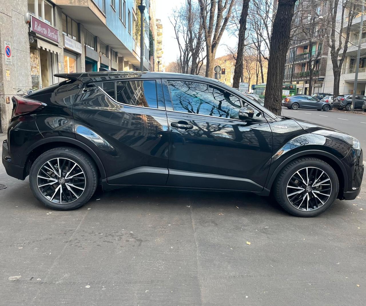 Toyota C-HR 1.8 Hybrid E-CVT Lounge