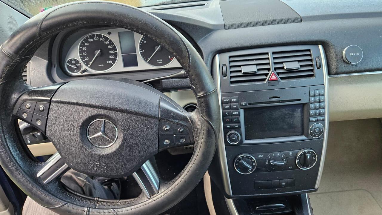 Mercedes-benz B 180 B 180 BlueEFFICIENCY Executive *GRANDINATA*